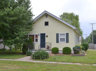 640 Johnson St, Carlinville, IL 62626