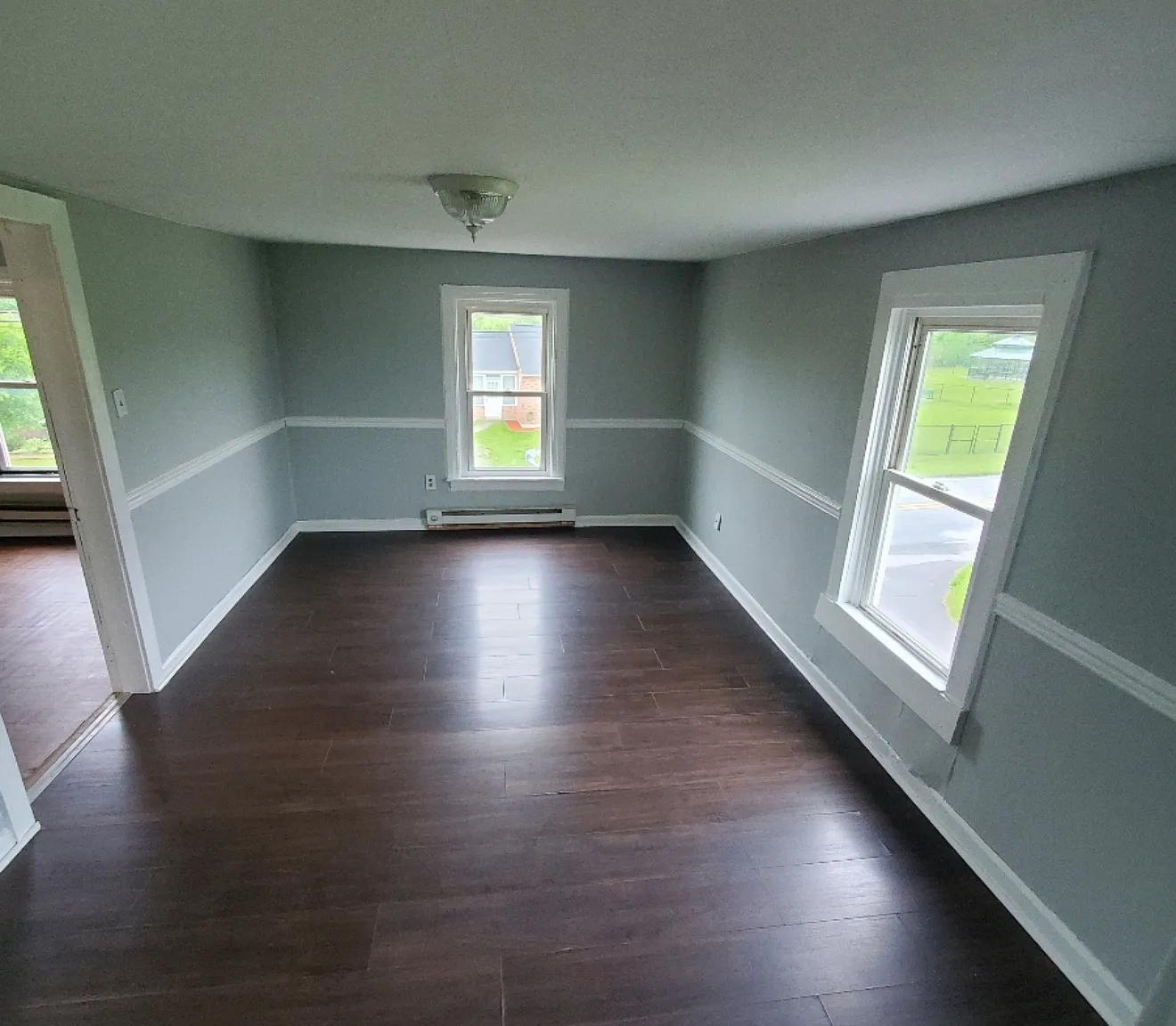 4 bed, $1,450 — Photo 2