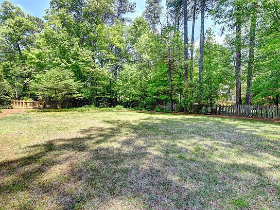 5th image of 4595 Graywood Trce