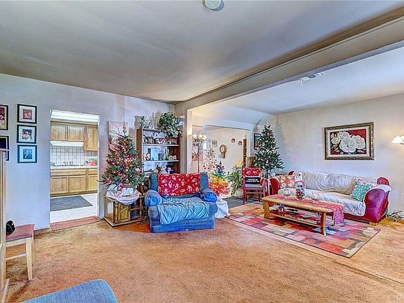 3rd image of 22027 Leadwell St