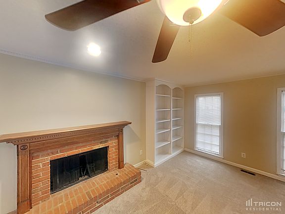 3rd image of 4348 Turnberry Ct