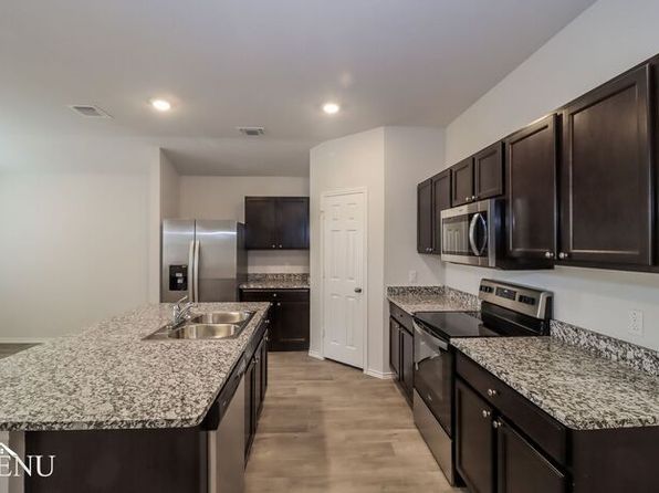 384 Jacquard Ct, Troy, TX 76579