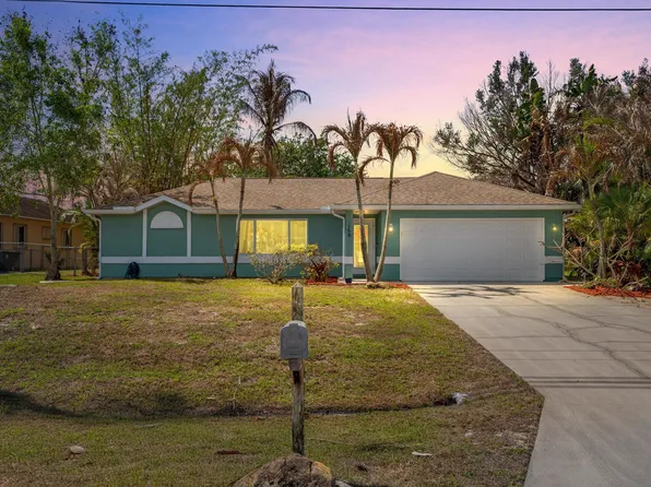 166 SW Andover Court, Port St Lucie, FL 34953