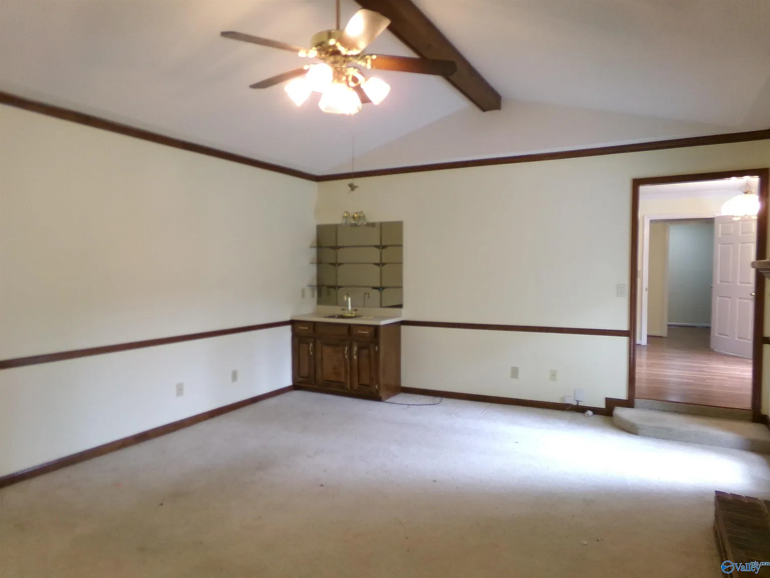 3 bed, 3.0 bath, 2488 sqft, $1,895 — Photo 4