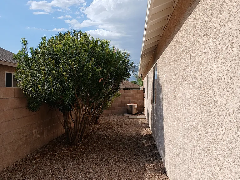 8074 E Sundew Dr — Photo 32