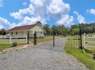 70 Tom Cat Ln, Roseboro, NC 28382