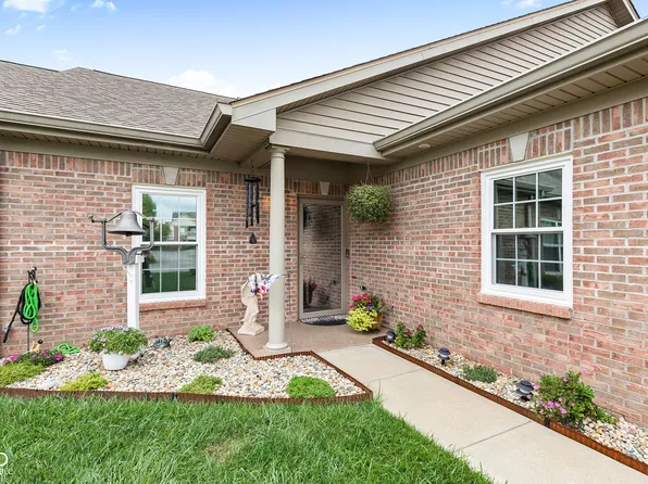 4242 Revere Ln, Plainfield, IN 46168