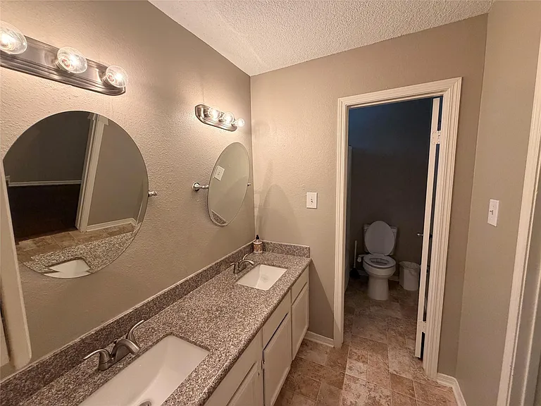 3227 Glade Springs Dr — Photo 29