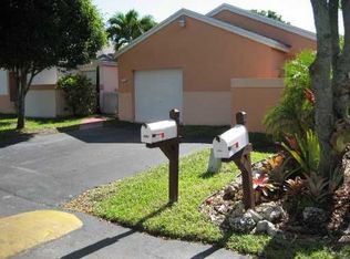 14954 SW 75th Ter, Miami, FL 33193