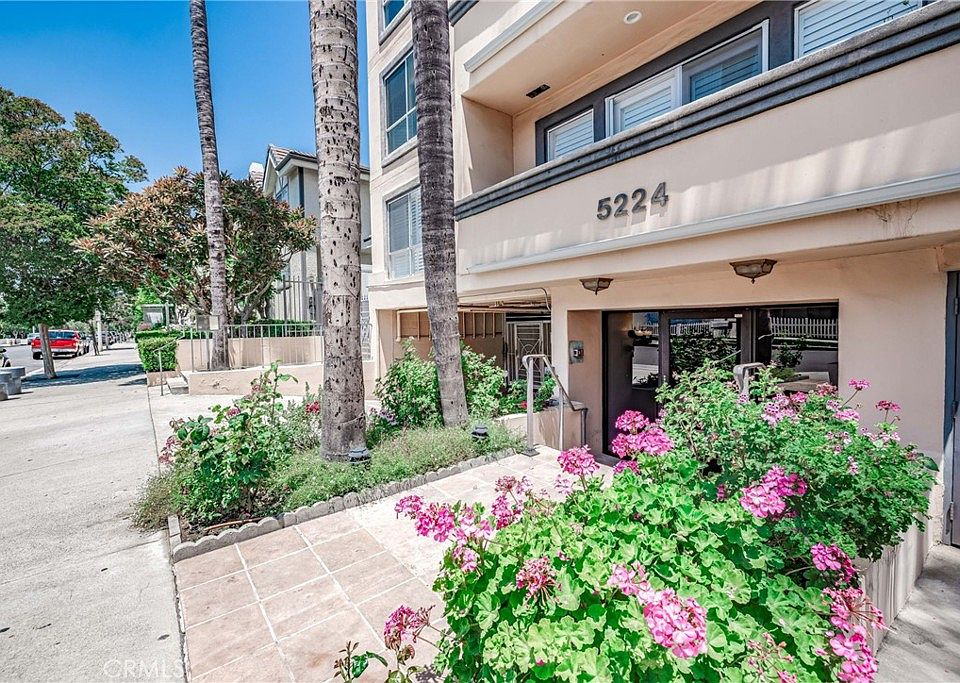 1st image of 5224 Zelzah Ave Unit 107
