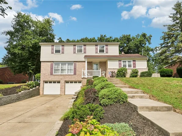 121 Westbury Dr, Coraopolis, PA 15108