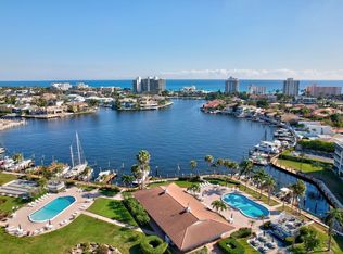 100 Pelican Pointe Drive #101, Delray Beach, FL 33483