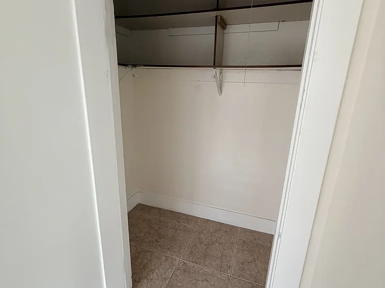 859 N Wilton Pl #1 — Photo 24