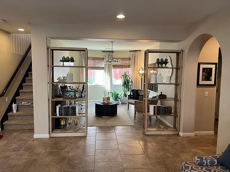 1267 Bellingham Dr — Photo 11