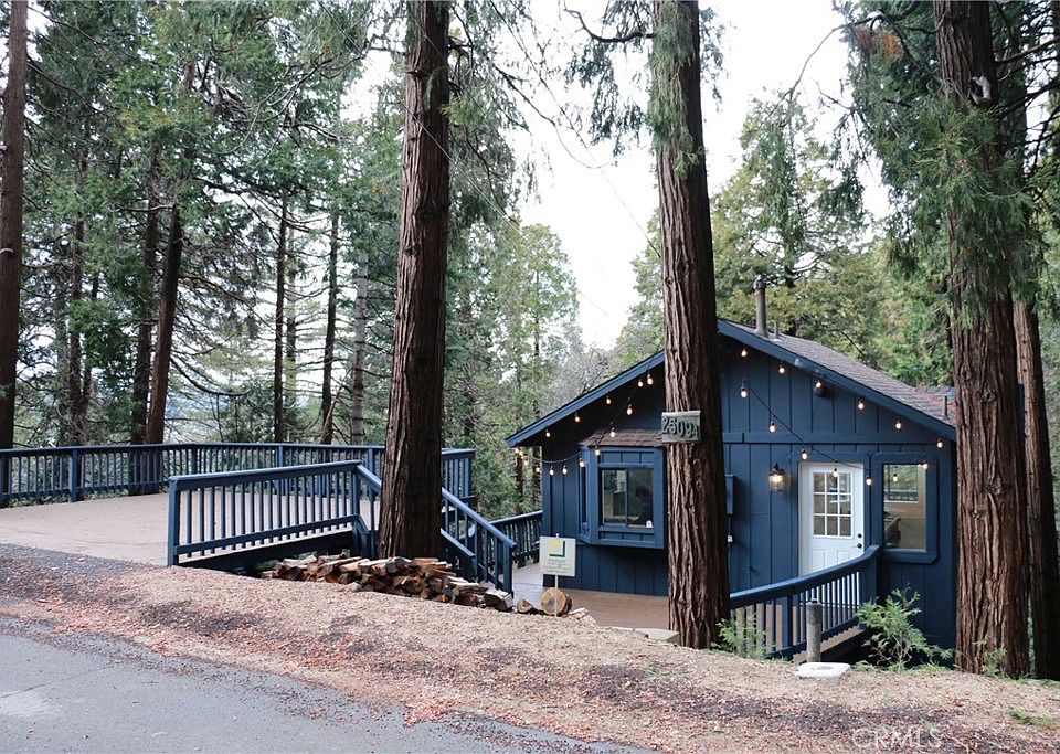 1st image of 25094 Valle Dr