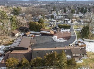 5 Larison Ln #1, Ringoes, NJ 08551