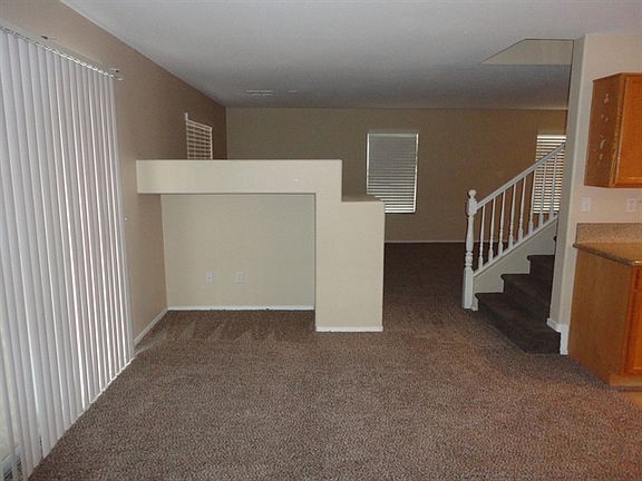 3rd image of 3616 Ashling St