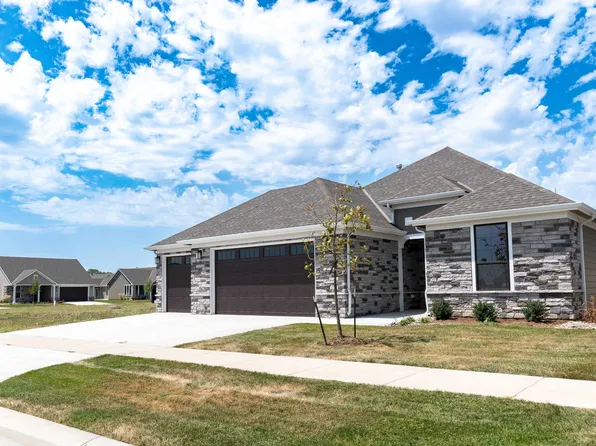 710 E Lexington Ln #1, Andover, KS 67002