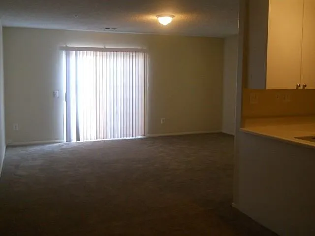 Desert View Apartments — Photo 3