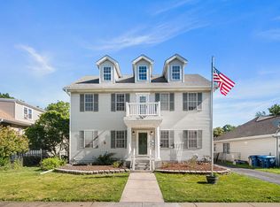 1316 Whitcomb Ave, Des Plaines, IL 60018