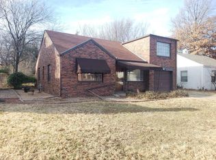 611 S Fountain Ave, Wichita, KS 67218