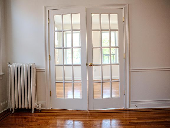 4th image of 7812 Hudson Ave APT D2