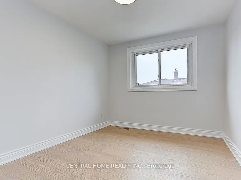 40 Sherwood Forest Dr #MAIN — Photo 15