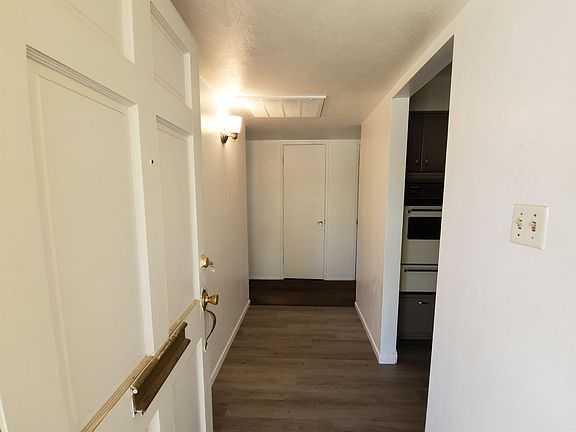 3rd image of 1612 S Michael Court