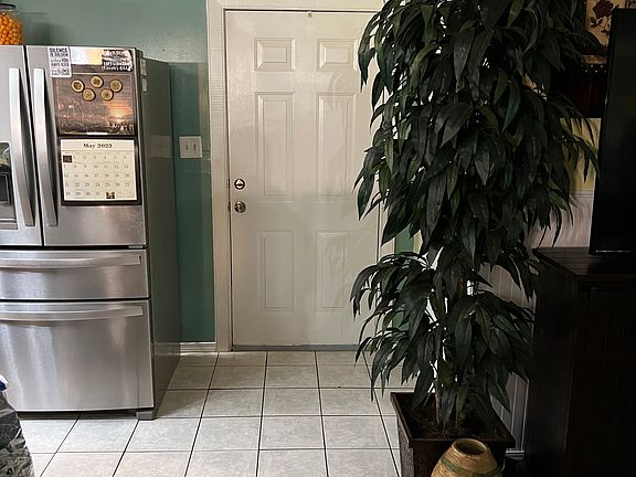3rd image of 1213 Ouachita Ave #67