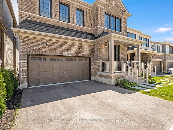 3rd image of 42 Shepherd Dr