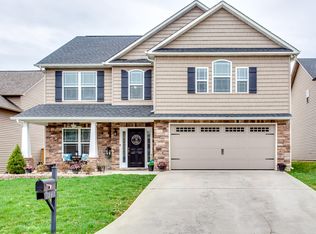 1545 Yarnell Station Blvd, Knoxville, TN 37932