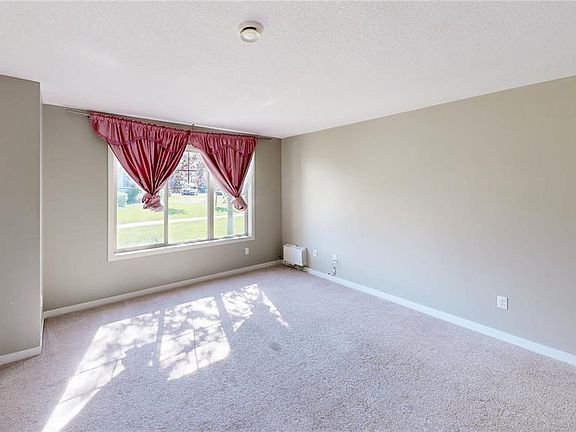 3rd image of UNIT 110-5055 James Hill ROAD