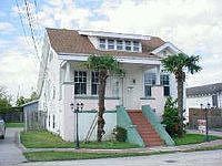 1st image of 828 Avenue A