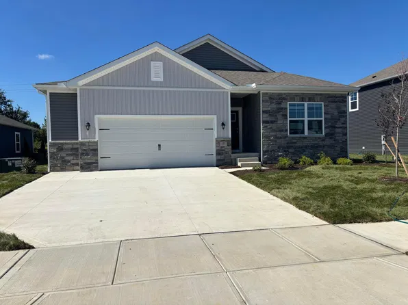 377 Park Vista Dr, Delaware, OH 43015