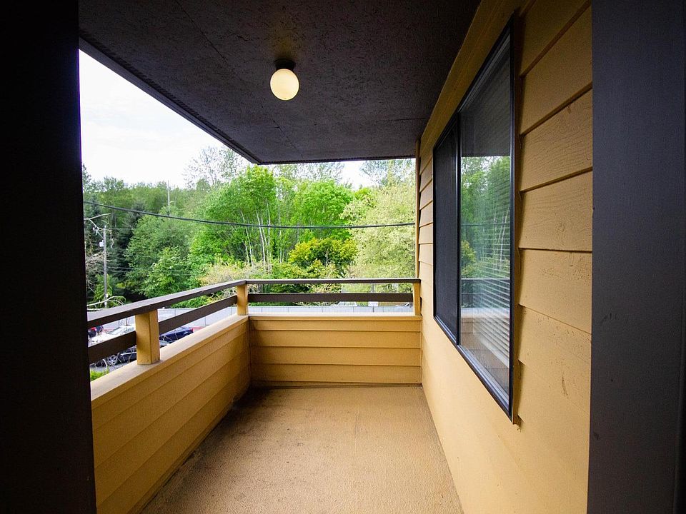 Large balcony/patio in all units. Great for grilling or just getting some fresh air.