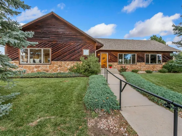 400 Gait Cir, Fort Collins, CO 80524