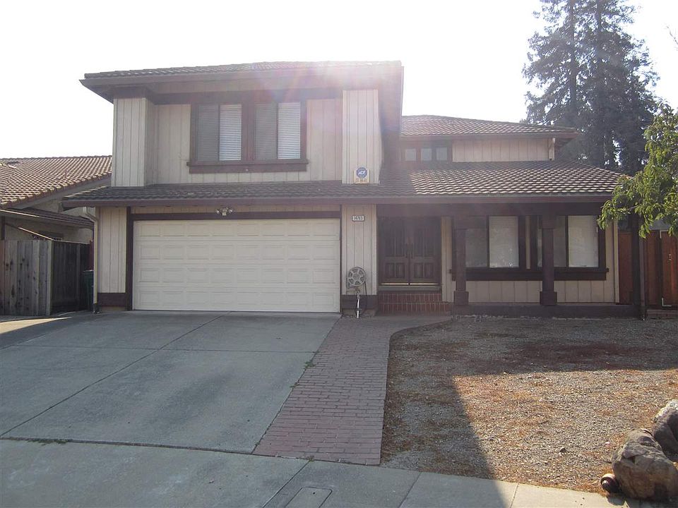 2nd image of 14763 Oleander St