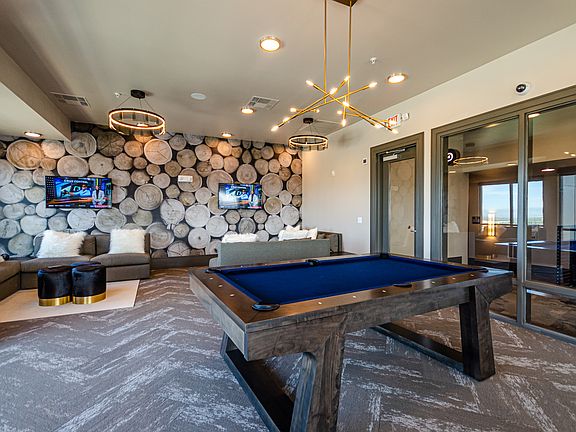 5th image of 3030 Ohio Dr #405