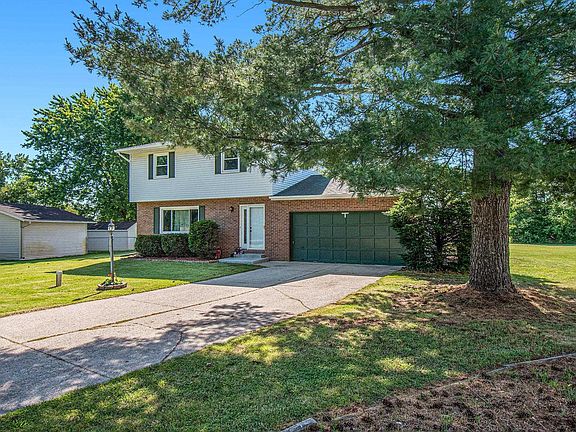 3rd image of 52211 Country Acres Ct