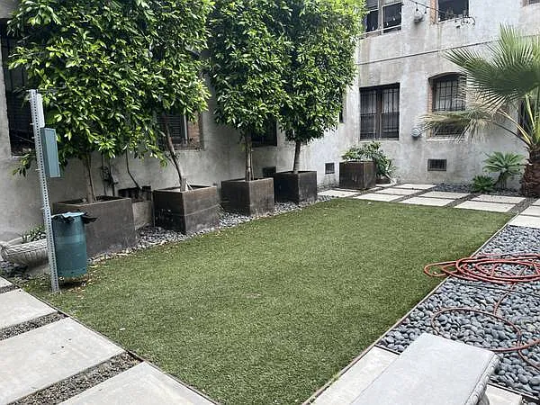 357 S Alvarado St — Photo 13
