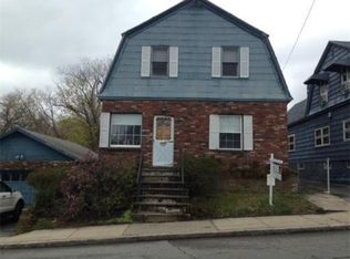 354 University Ave, Lowell, MA 01854