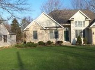 1023 Gulf Rd, Elyria, OH 44035