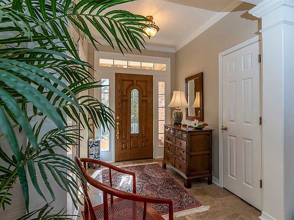 4th image of 36 Pebble Creek Dr S
