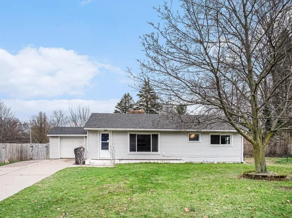 4990 Burlingame Ave SW, Wyoming, MI 49509