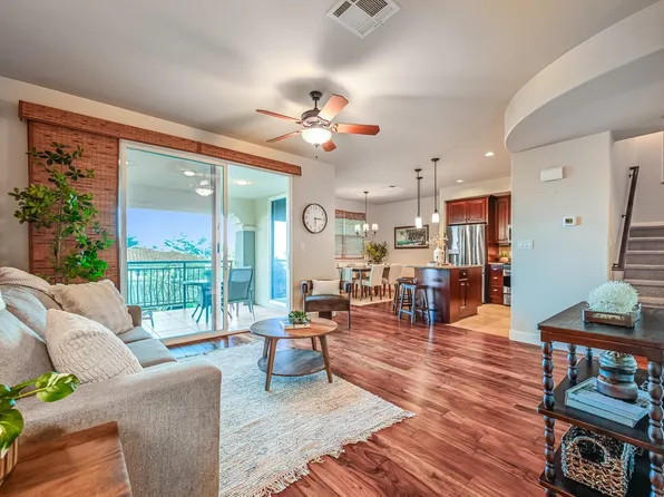 27 Pohina St #1403, Wailuku, HI 96793