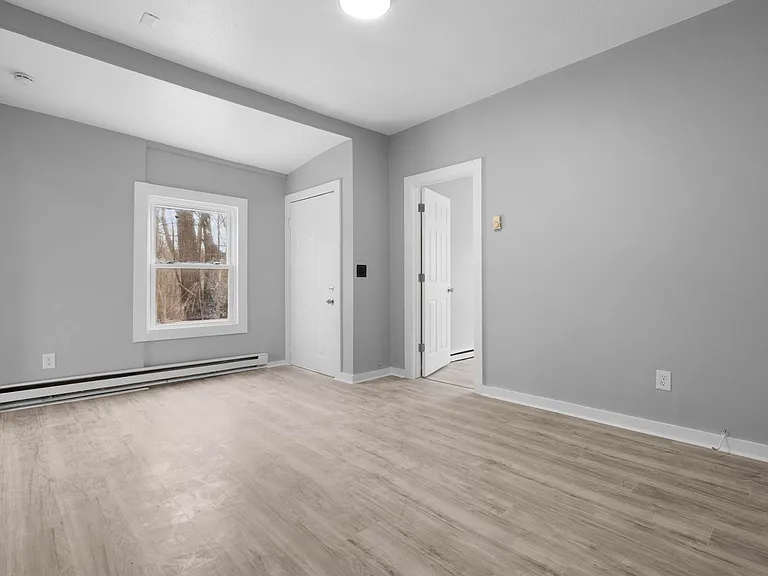 71 River St #1R — Photo 3