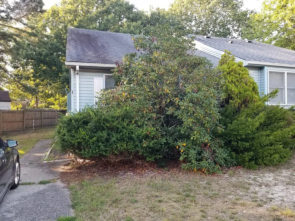 27 Winged Foot Ln