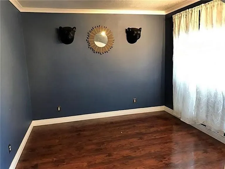 6916 Marigold Ct — Photo 10