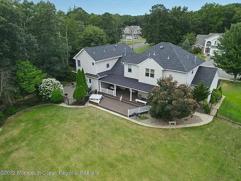 4 bed, 3000 sqft, $3,950 — Photo 4