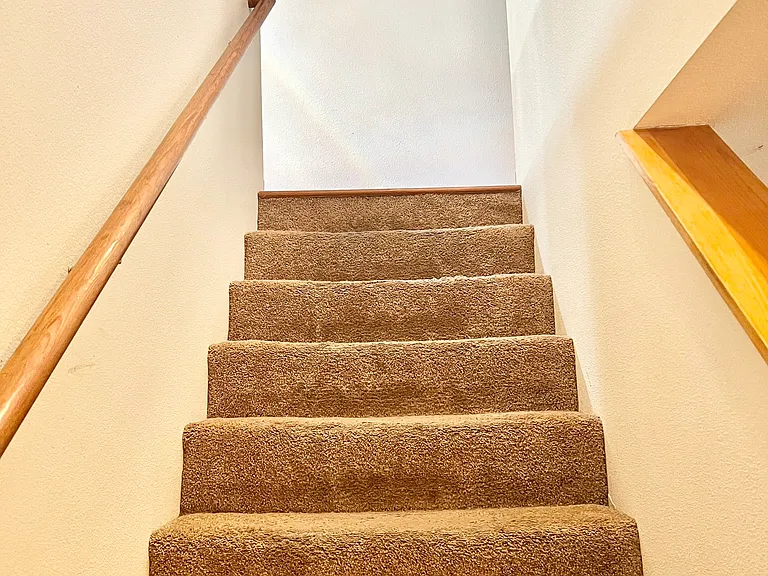14700 Voltaire Dr — Photo 28